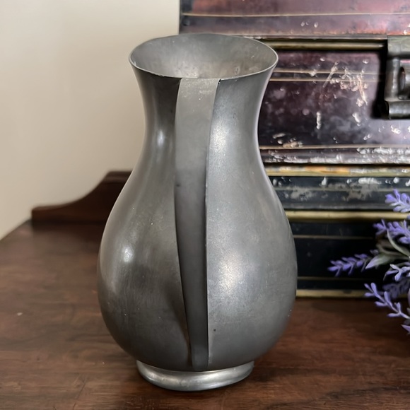 VTG Pewter Pitcher - Picture 3 of 8